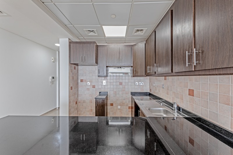Apartment in Hydra Avenue Towers