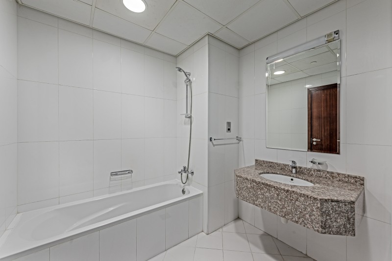 Apartment in Hydra Avenue Towers