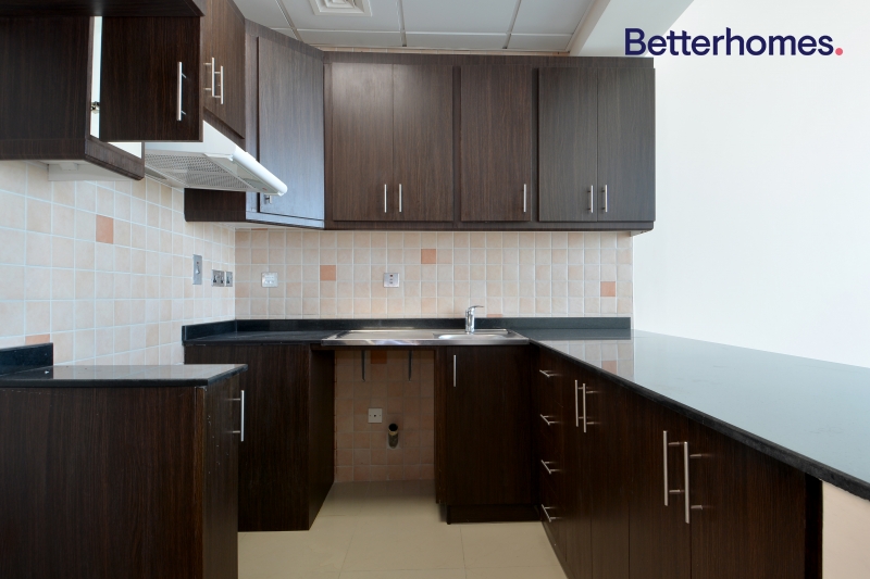 Apartment in Hydra Avenue Towers
