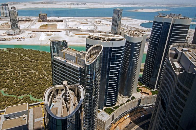 Apartment in Hydra Avenue Towers