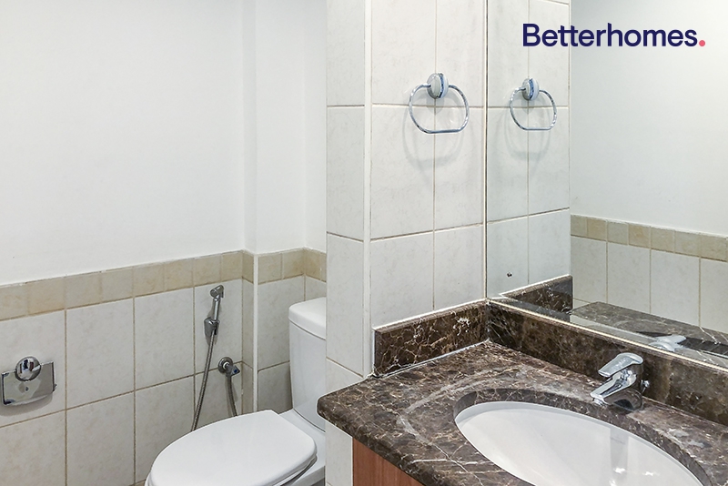 3 Bedrooms Villa in Springs 11