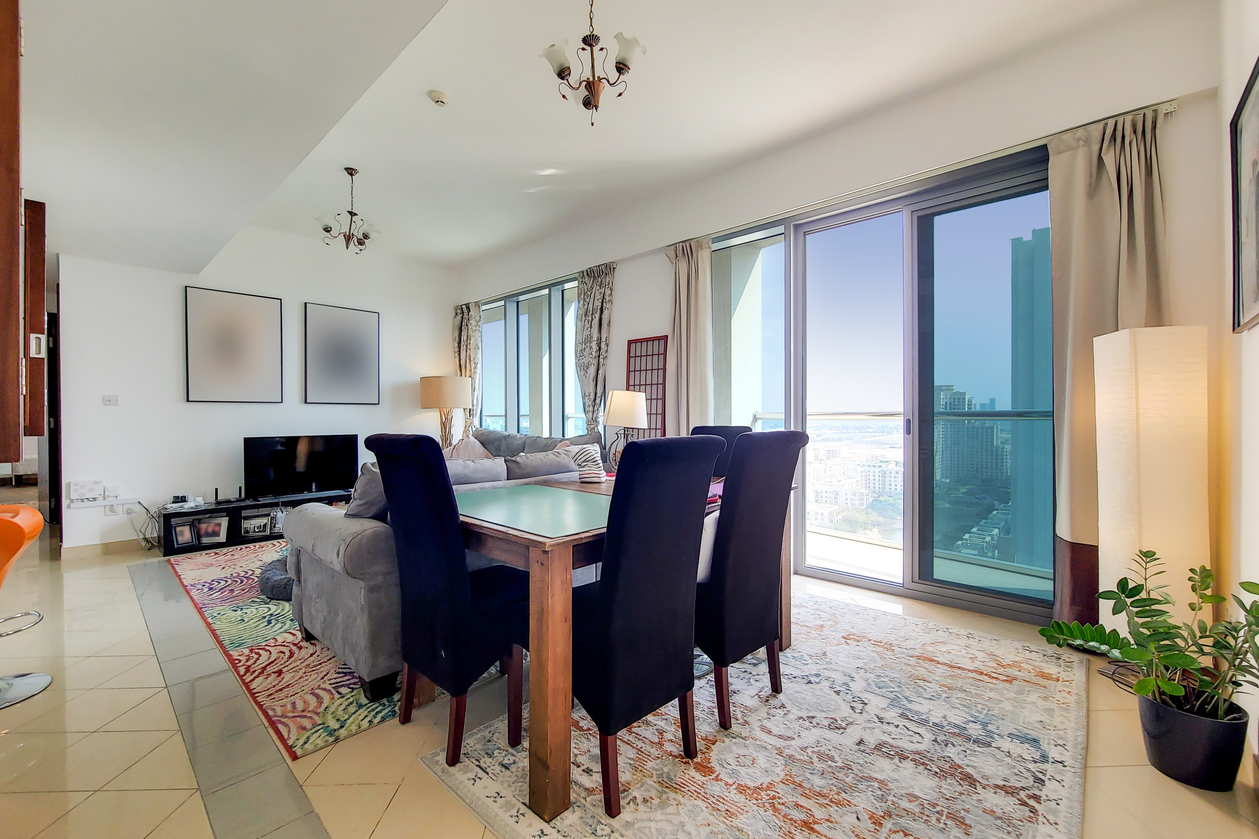 2 Bedrooms Apartment in Golf Tower 1