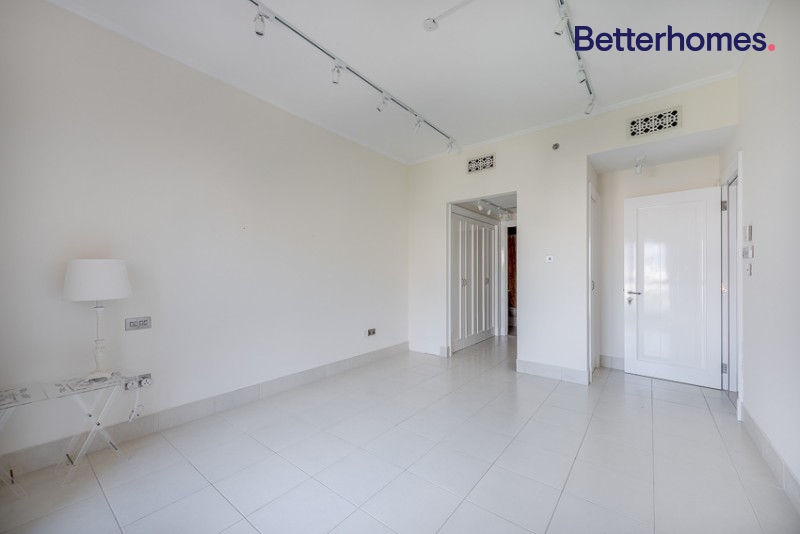 2 Bedrooms Apartment in Yansoon 5