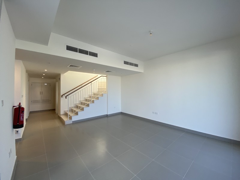3 Bedrooms Villa in Maple 3
