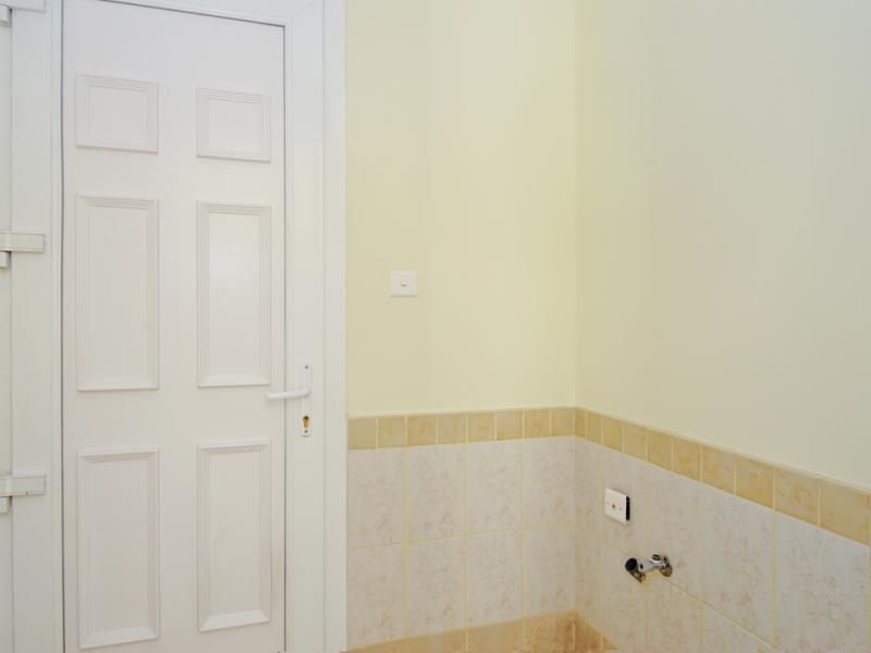 2 Bedrooms Villa in Springs 1