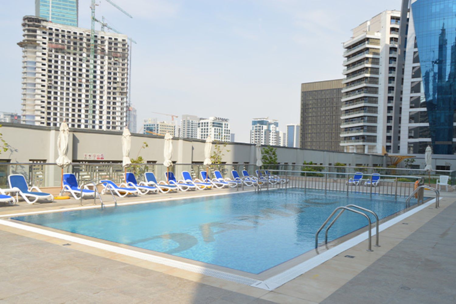  Apartment in Executive Bay A