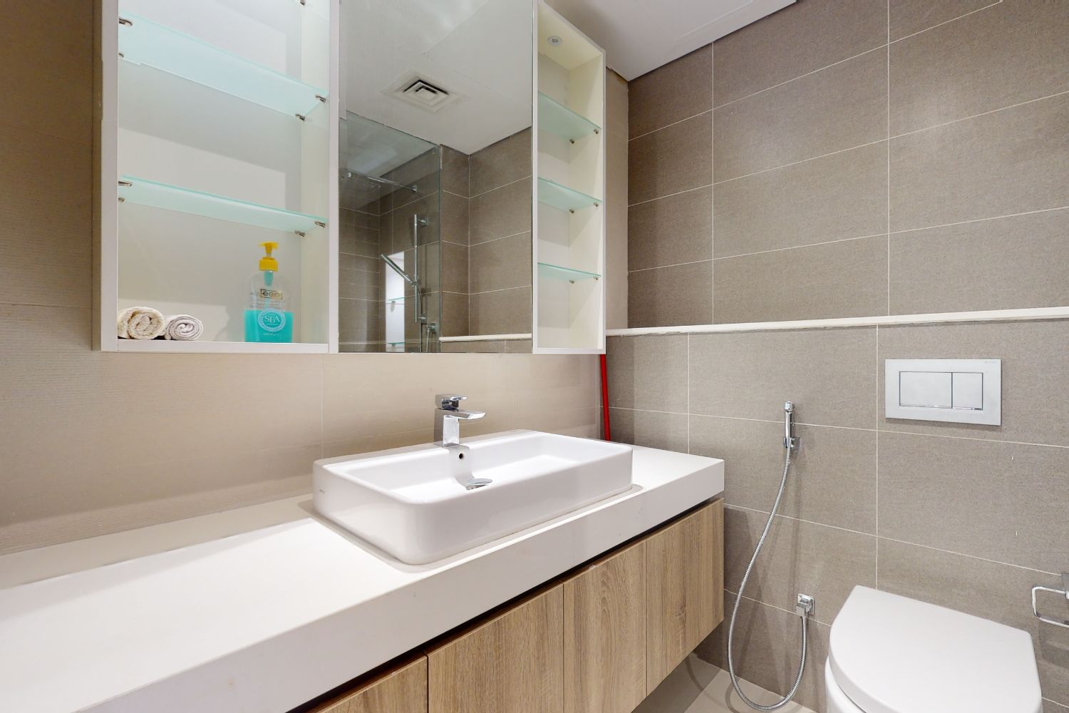  Apartment in Liv Residence