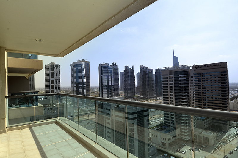 2 Bedrooms Apartment in Time Place Tower
