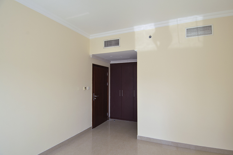 2 Bedrooms Apartment in Time Place Tower