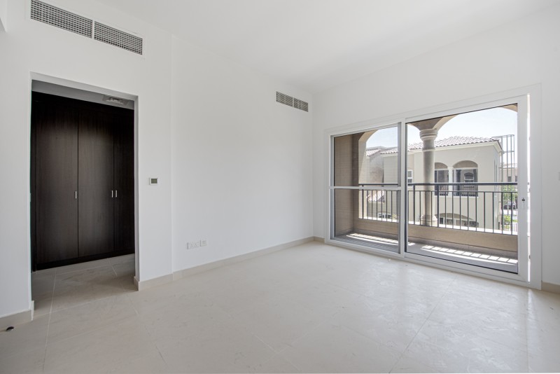 3 Bedrooms Villa in Casa Dora
