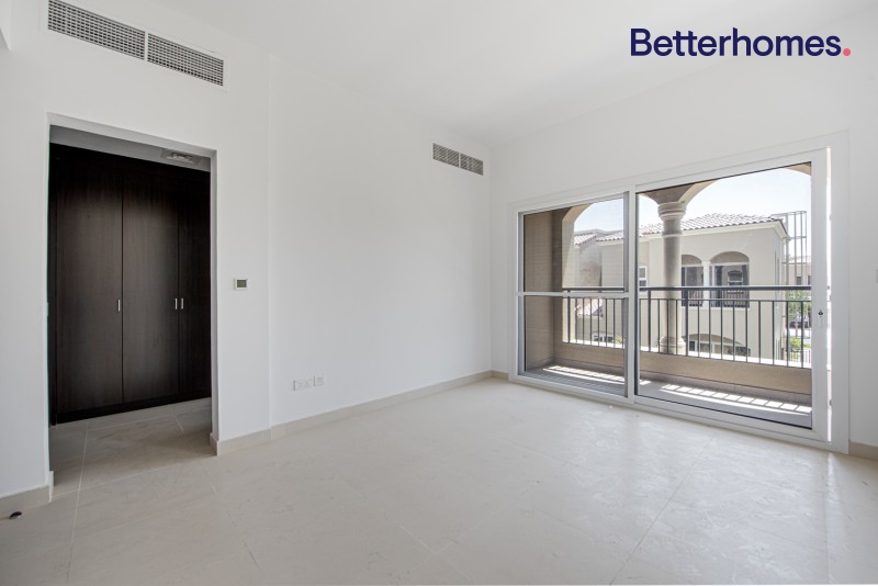 3 Bedrooms Villa in Casa Dora