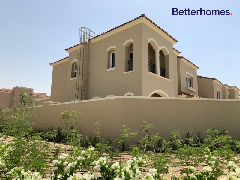 3 Bedrooms Villa in Casa Dora