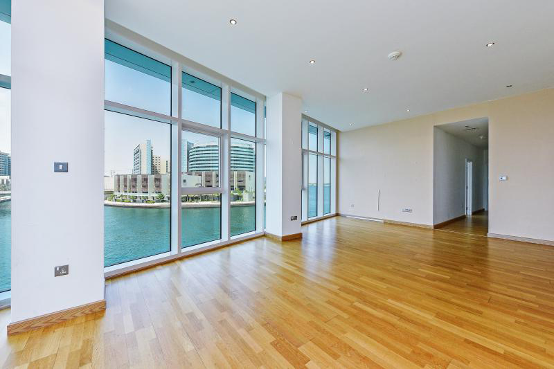 2 Bedrooms Apartment in Al Barza