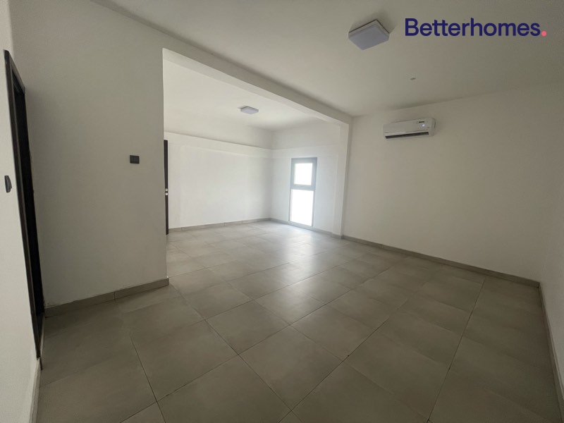 5 Bedrooms Villa in Jumeirah 1