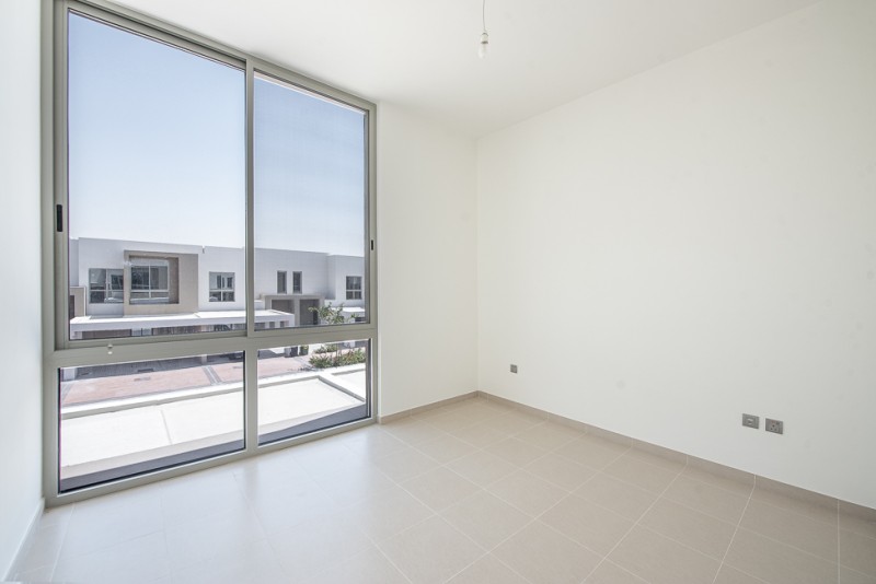 3 Bedrooms Villa in Reem Community