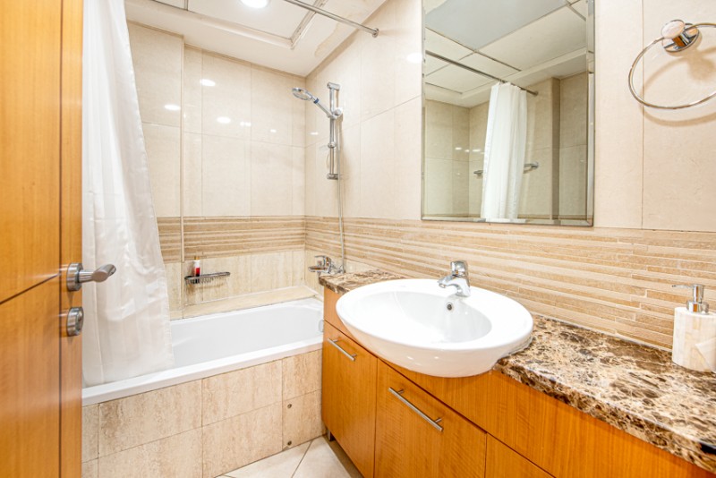 2 Bedrooms Apartment in Marinascape Oceanic