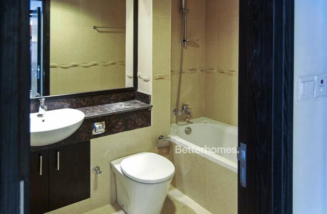 1 Bedroom Apartment in Goldcrest Views 2