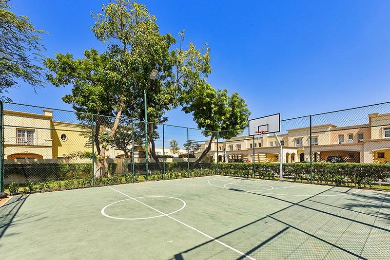 2 Bedrooms Villa in Springs 9