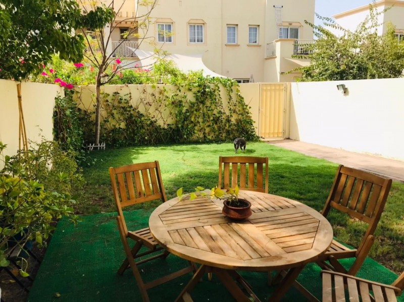 2 Bedrooms Villa in Springs 9