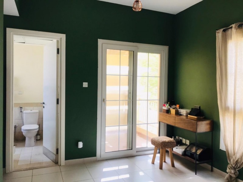 2 Bedrooms Villa in Springs 9