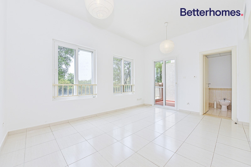 2 Bedrooms Villa in Springs 9