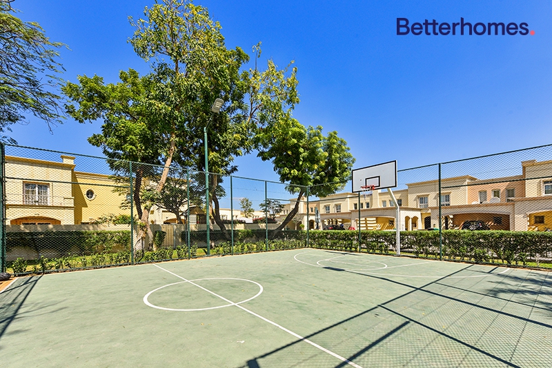 2 Bedrooms Villa in Springs 9