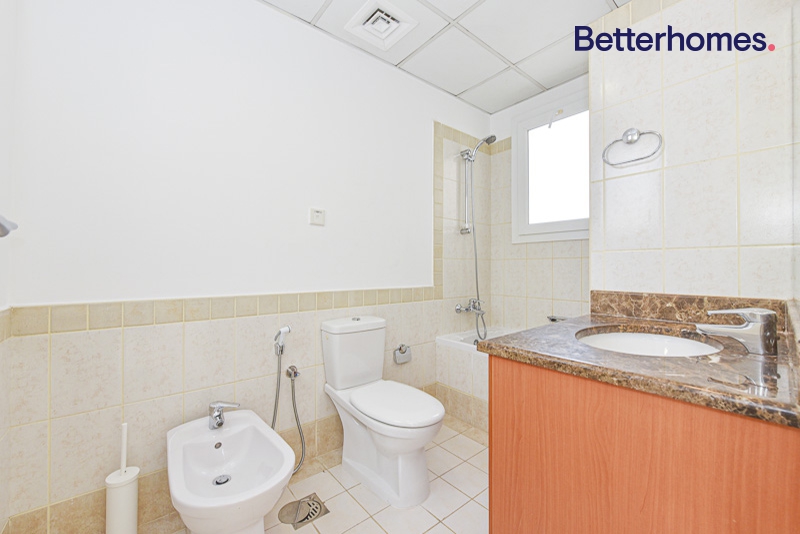 2 Bedrooms Villa in Springs 9