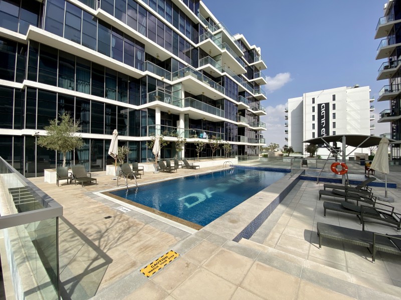 2 Bedrooms Apartment in Golf Horizon Tower B