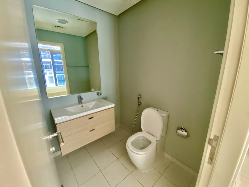 2 Bedrooms Apartment in Golf Horizon Tower B