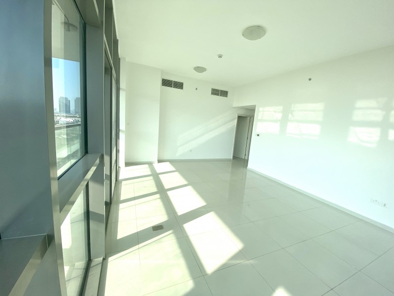 2 Bedrooms Apartment in Golf Horizon Tower B