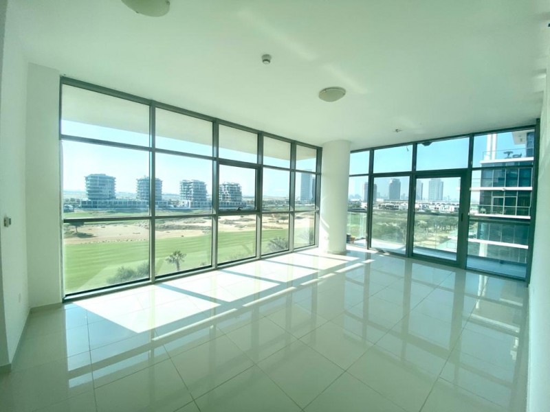 2 Bedrooms Apartment in Golf Horizon Tower B