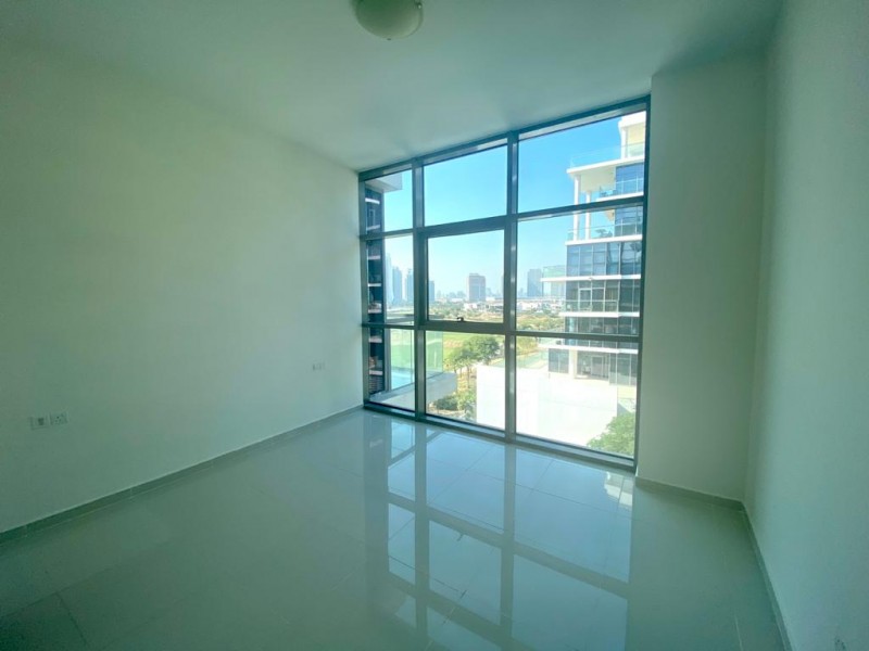 2 Bedrooms Apartment in Golf Horizon Tower B
