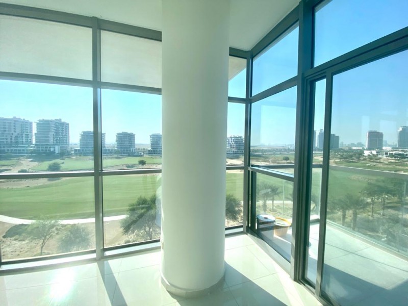 2 Bedrooms Apartment in Golf Horizon Tower B