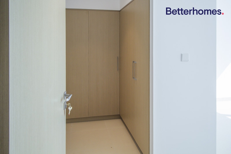 2 Bedrooms Apartment in Creek Horizon Tower 1
