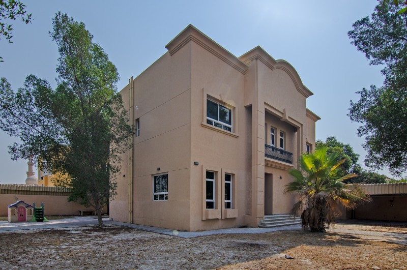 4 Bedrooms Villa in Al Barsha 2