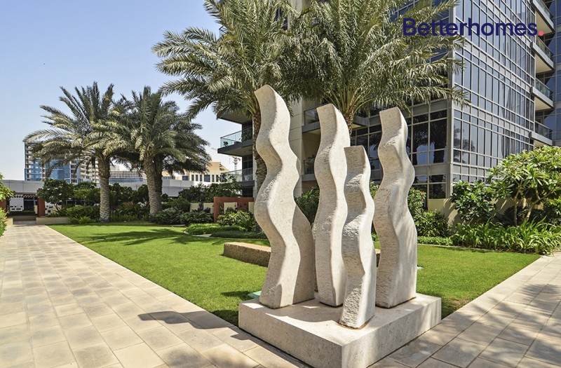 2 Bedrooms Apartment in South Ridge 6