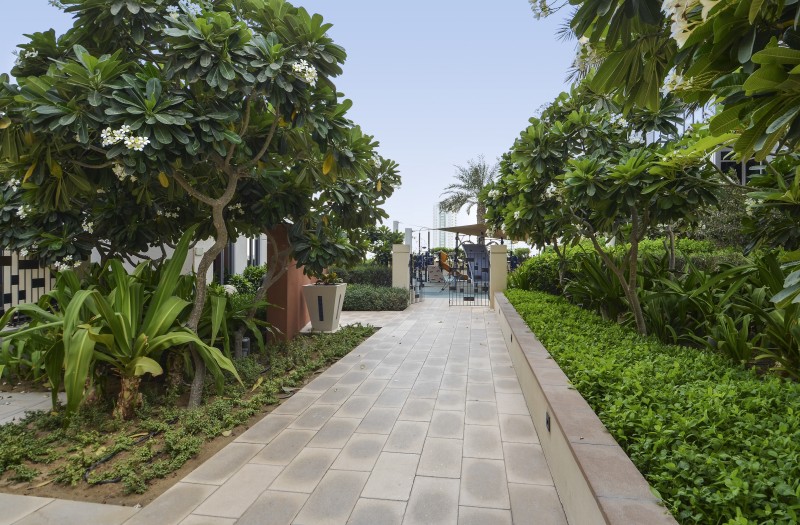 2 Bedrooms Apartment in South Ridge 6