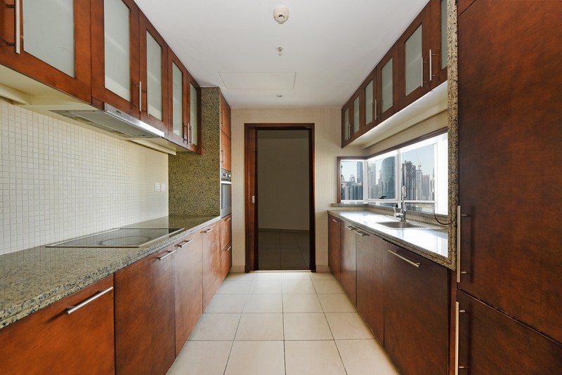 2 Bedrooms Apartment in South Ridge 6
