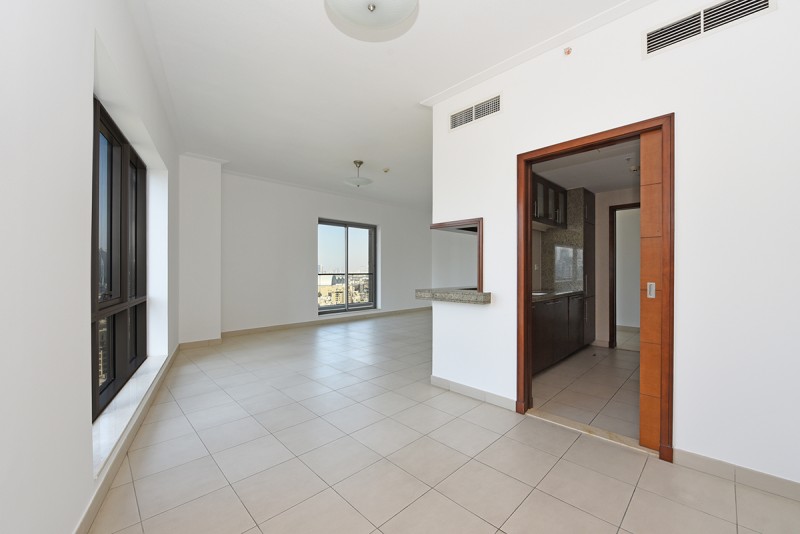 2 Bedrooms Apartment in South Ridge 6