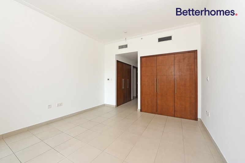 2 Bedrooms Apartment in South Ridge 6