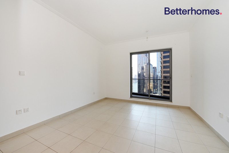 2 Bedrooms Apartment in South Ridge 6
