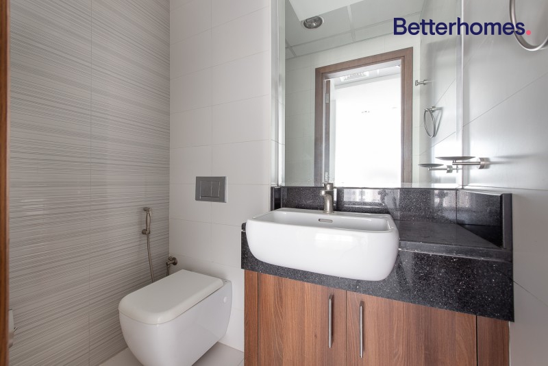 2 Bedrooms Apartment in JAM Marina Residence