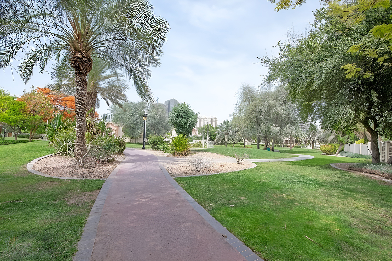 5 Bedrooms Villa in Carmen