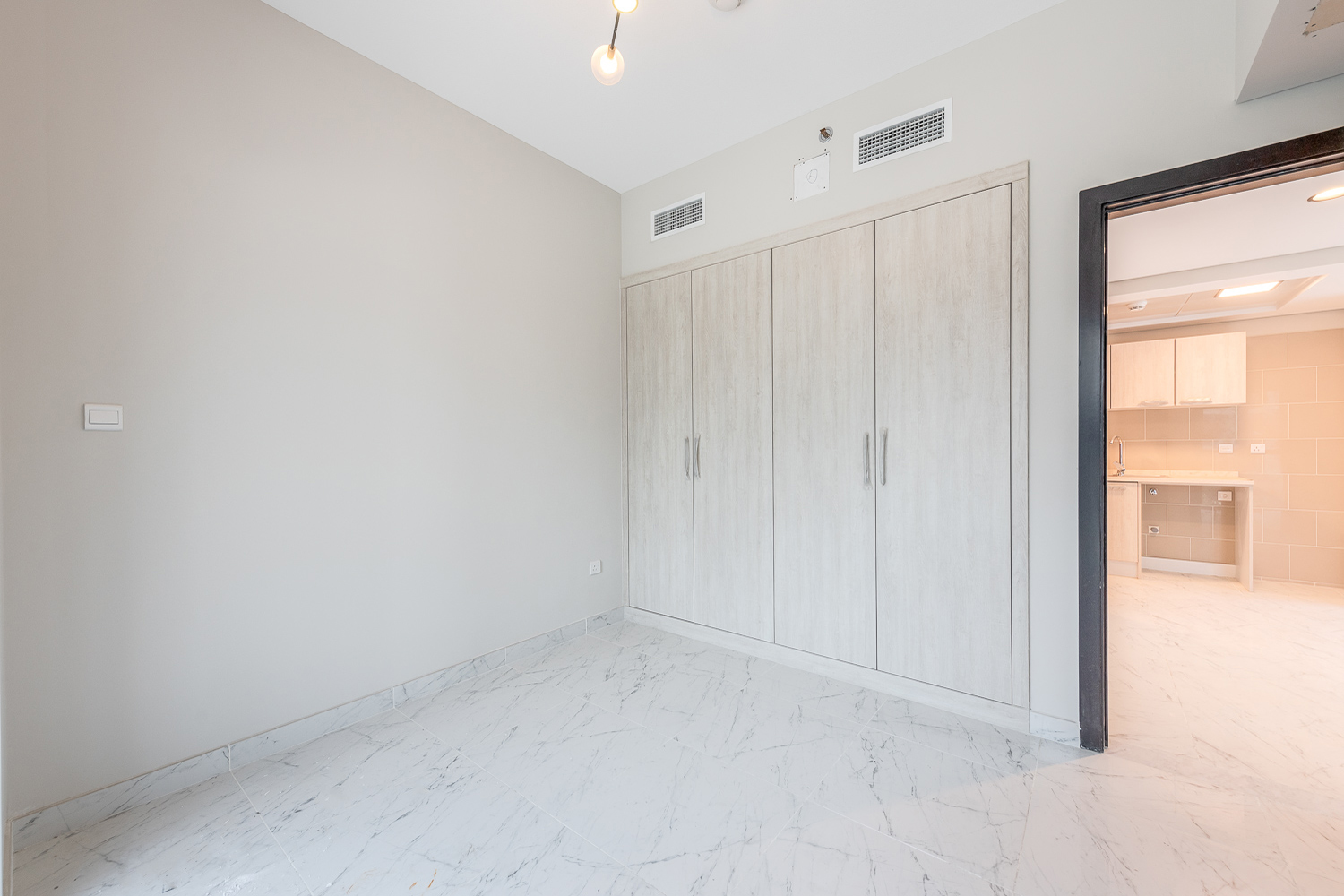 2 Bedrooms Apartment in MAG 565