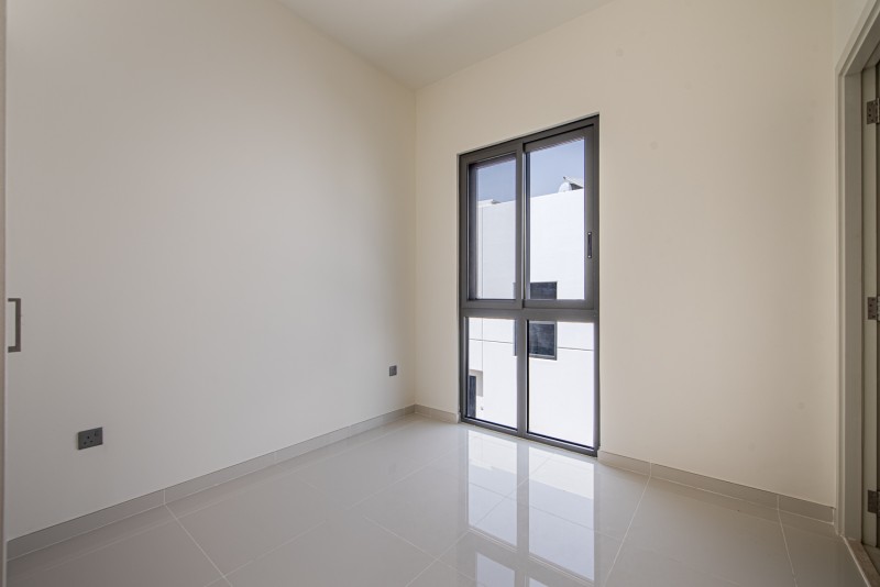 3 Bedrooms Villa in Aurum Villas
