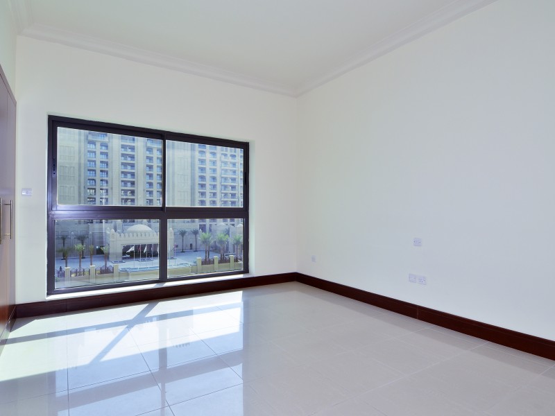 2 Bedrooms Apartment in Golden Mile 5
