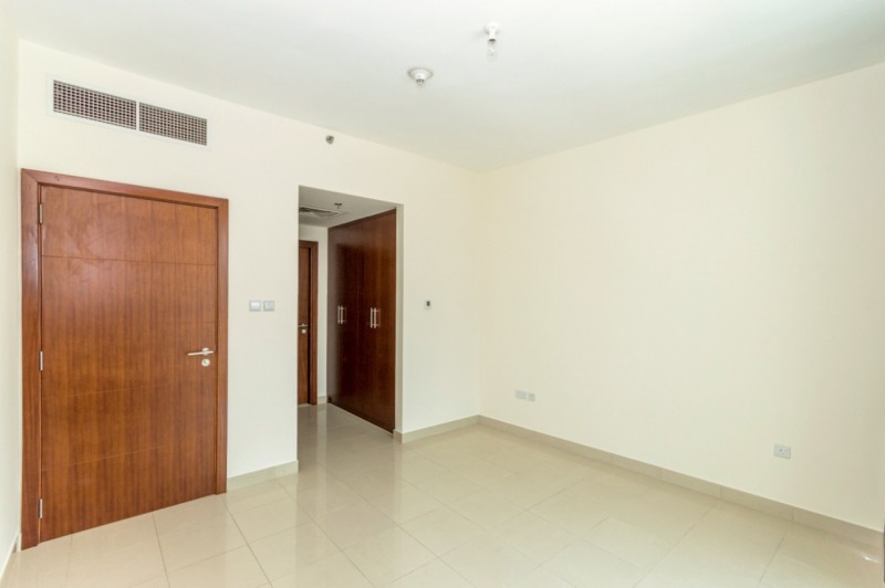 2 Bedrooms Apartment in Standpoint Tower 1