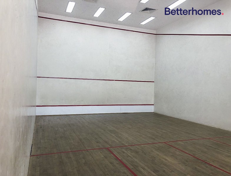3 Bedrooms Villa in Al Sufouh 1
