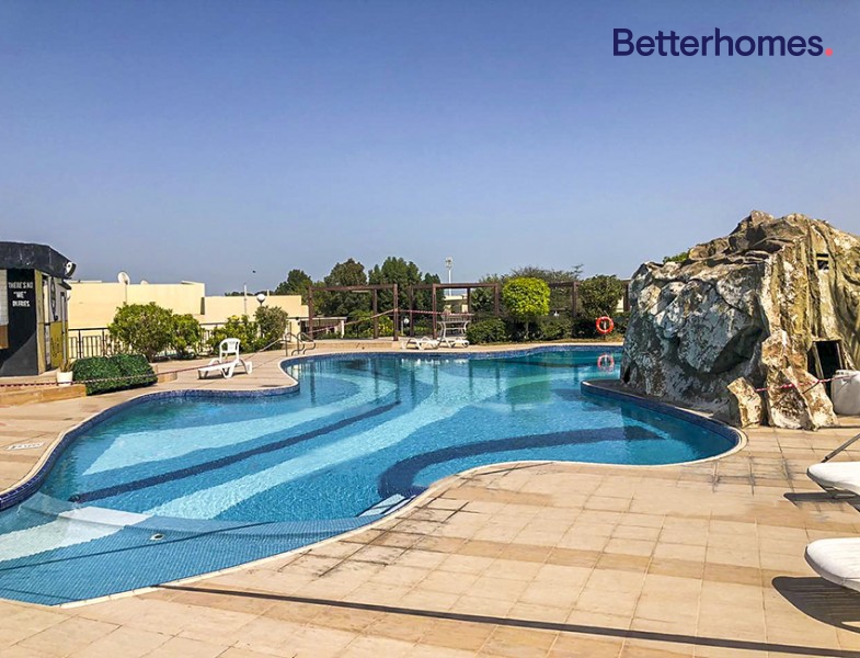3 Bedrooms Villa in Al Sufouh 1