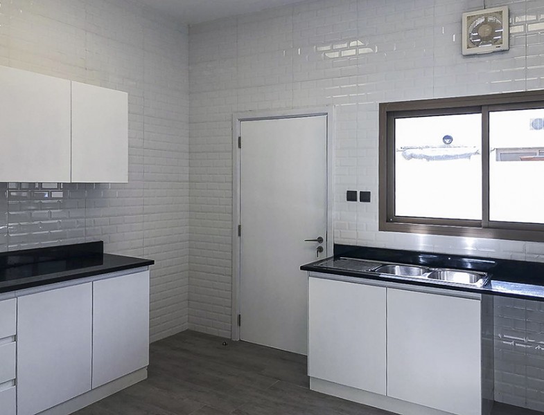 3 Bedrooms Villa in Al Sufouh 1